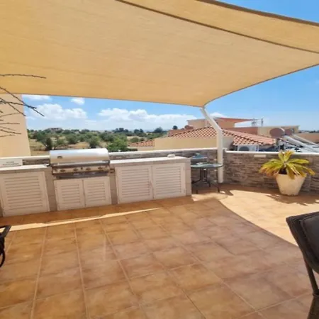 Apartman Irini Anaríta