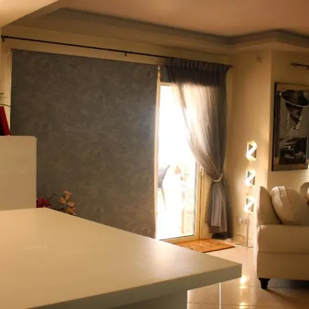 Irini Apartment *